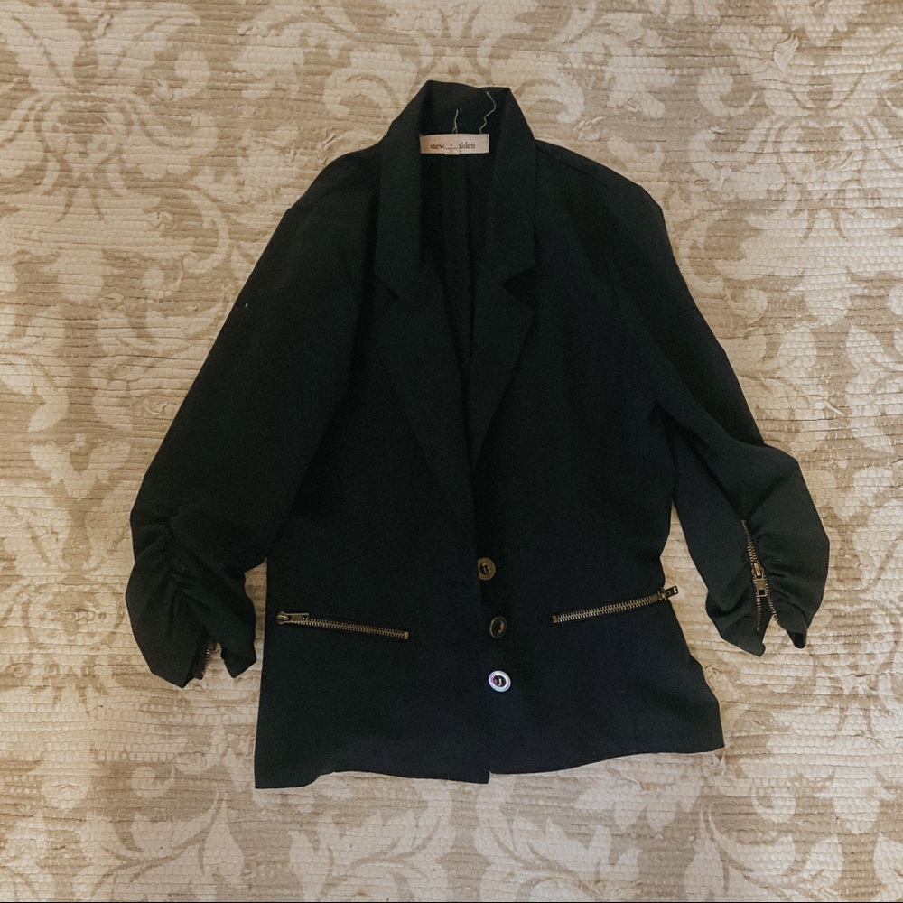 Steve Madden navy blue blazer